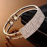 Aristocratic elegance temperament Dress and Chiffon  accessories Gypsophila full of diamond bracelet